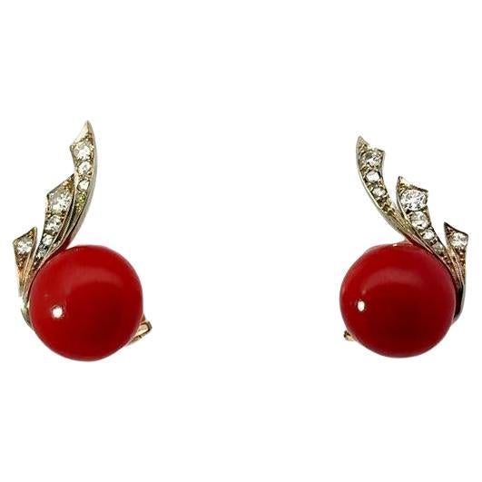 Ohrringe aus Koralle und Diamanten im Angebot