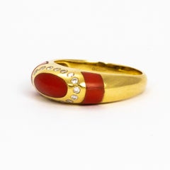 Vintage Coral and Diamond Gold Ring