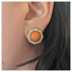 Pendientes vintage de coral y diamantes en oro amarillo de 18k