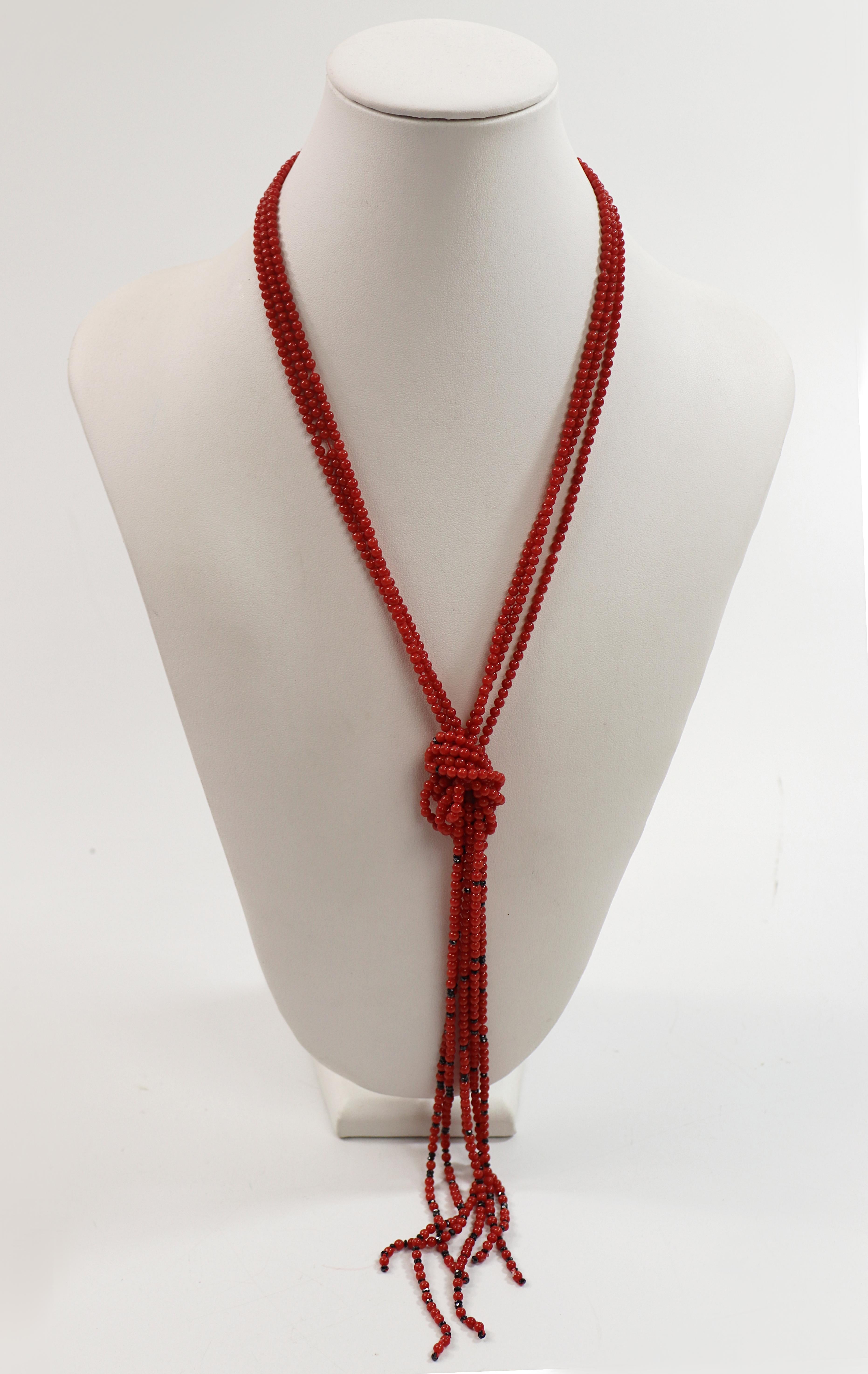 emilie single strand necklace