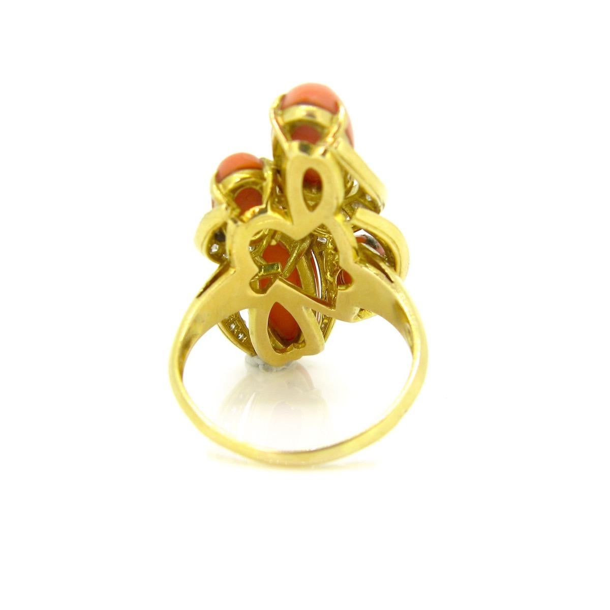 Vintage Koralle Brillantschliff Diamanten Cocktail Mode Gelbgold Ring im Angebot 1