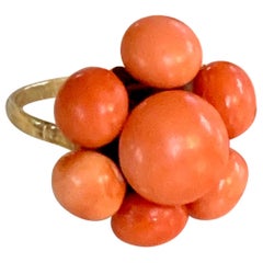 Vintage Coral Button Cluster 14 Karat Yellow Gold Ring