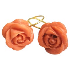 Orecchini d'oro con fiori di corallo vintage