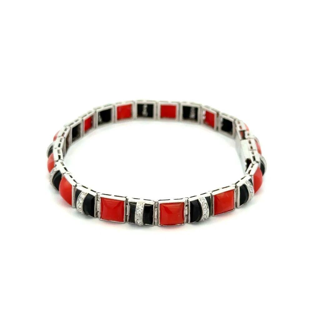 Vintage Koralle, Onyx und Diamant Platin Statement Link-Armband im Zustand „Hervorragend“ im Angebot in Montreal, QC