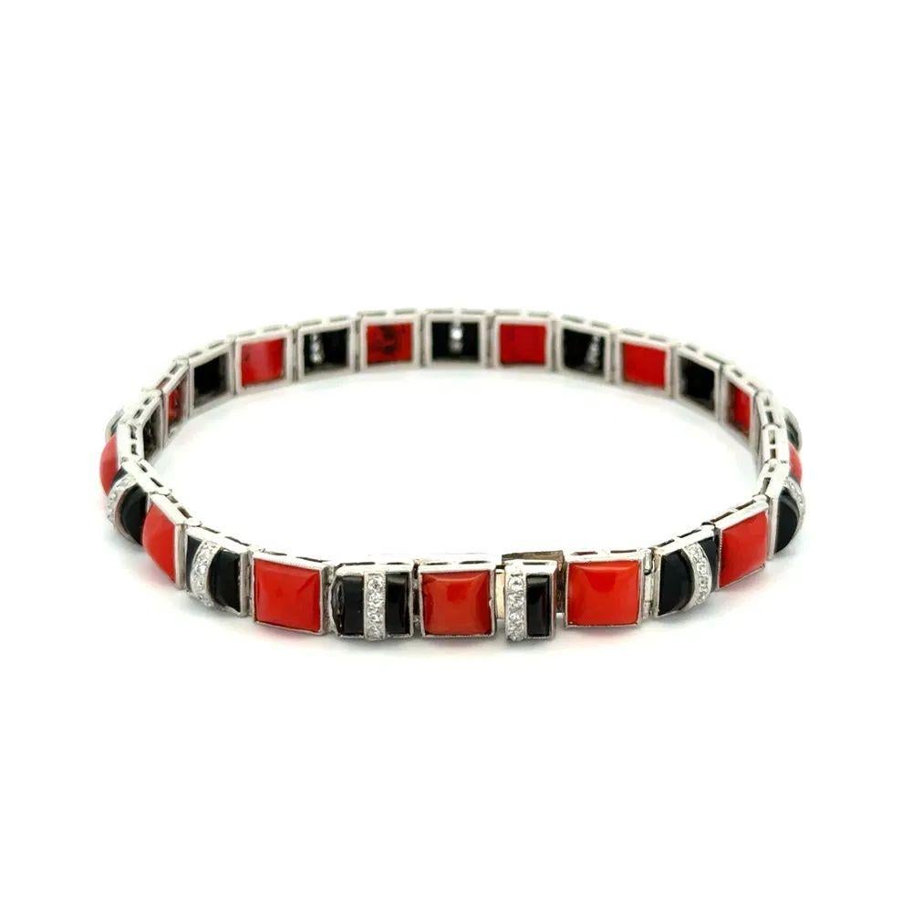 Vintage Koralle, Onyx und Diamant Platin Statement Link-Armband für Damen oder Herren im Angebot