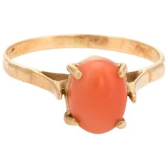 Vintage Coral Ring 14 Karat Gold Small Cocktail Estate Jewelry High Rise