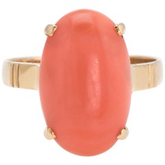 Vintage Coral Ring 18 Karat Yellow Gold Cocktail Jewelry Estate Fine Heirloom