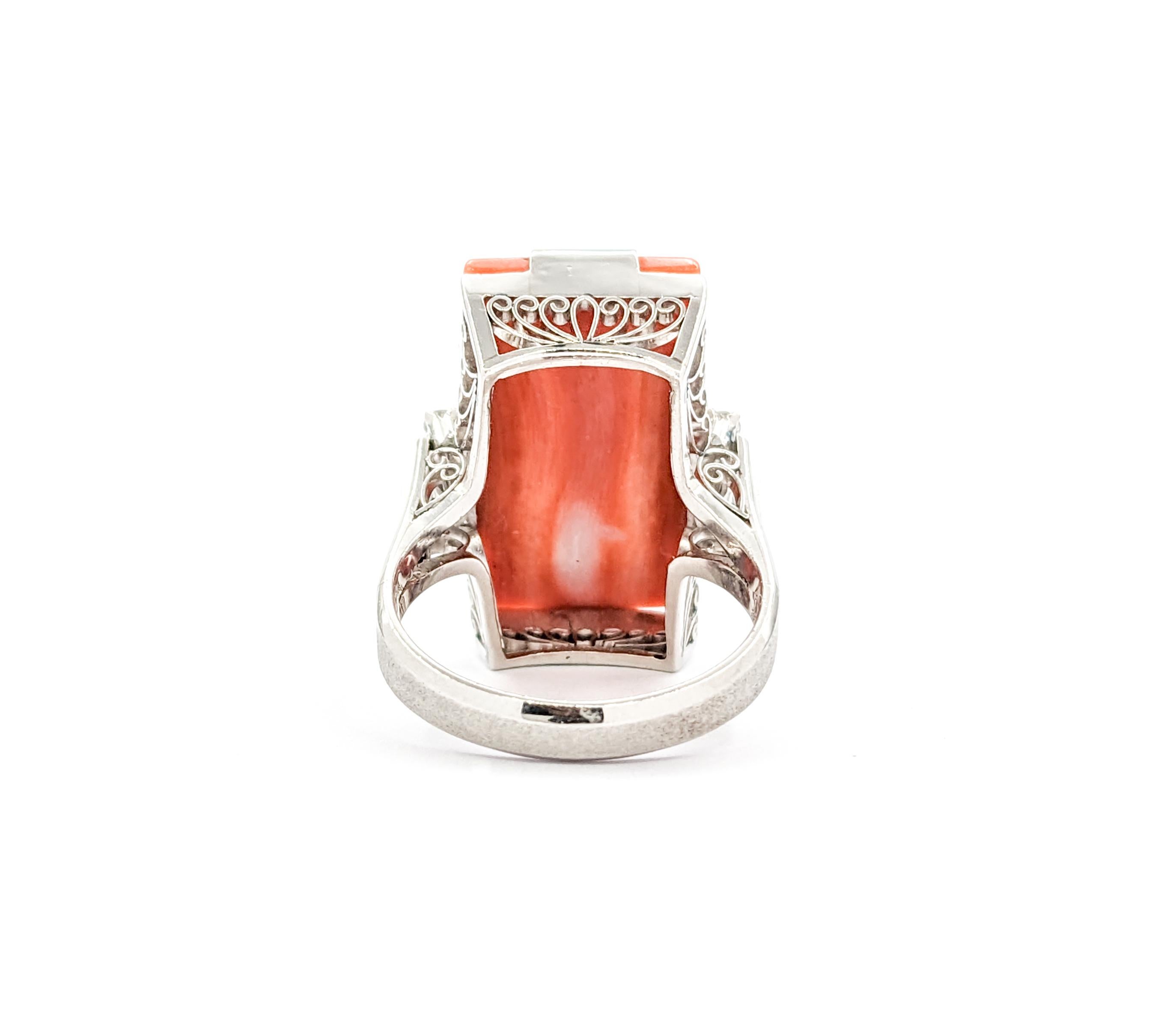 Vintage Koralle Ring mit Diamanten in Platin im Angebot 3