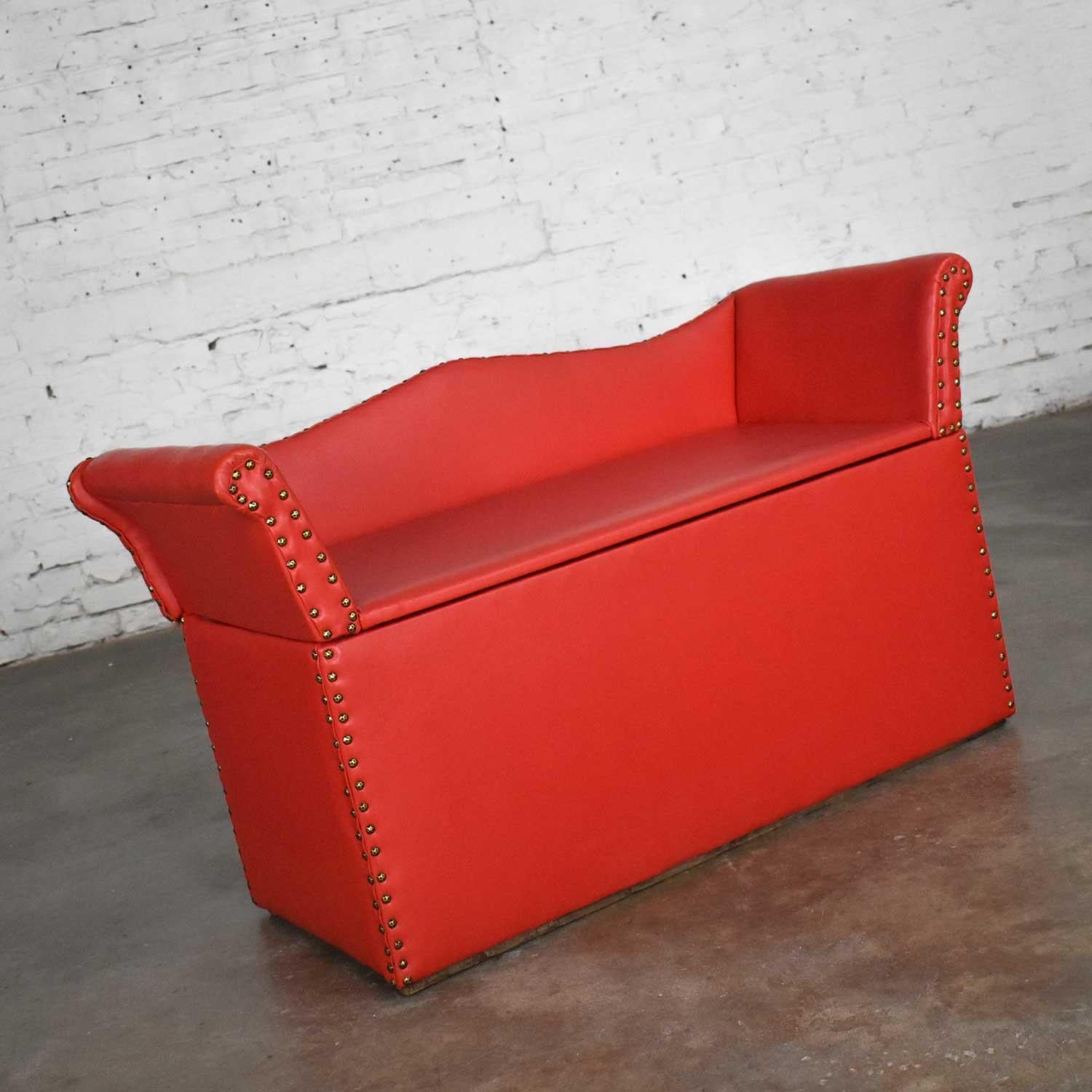 20th Century Vintage Coral Vinyl Faux Leather Cedar Lined Storage Bench Settee Nailhead Trim For Sale