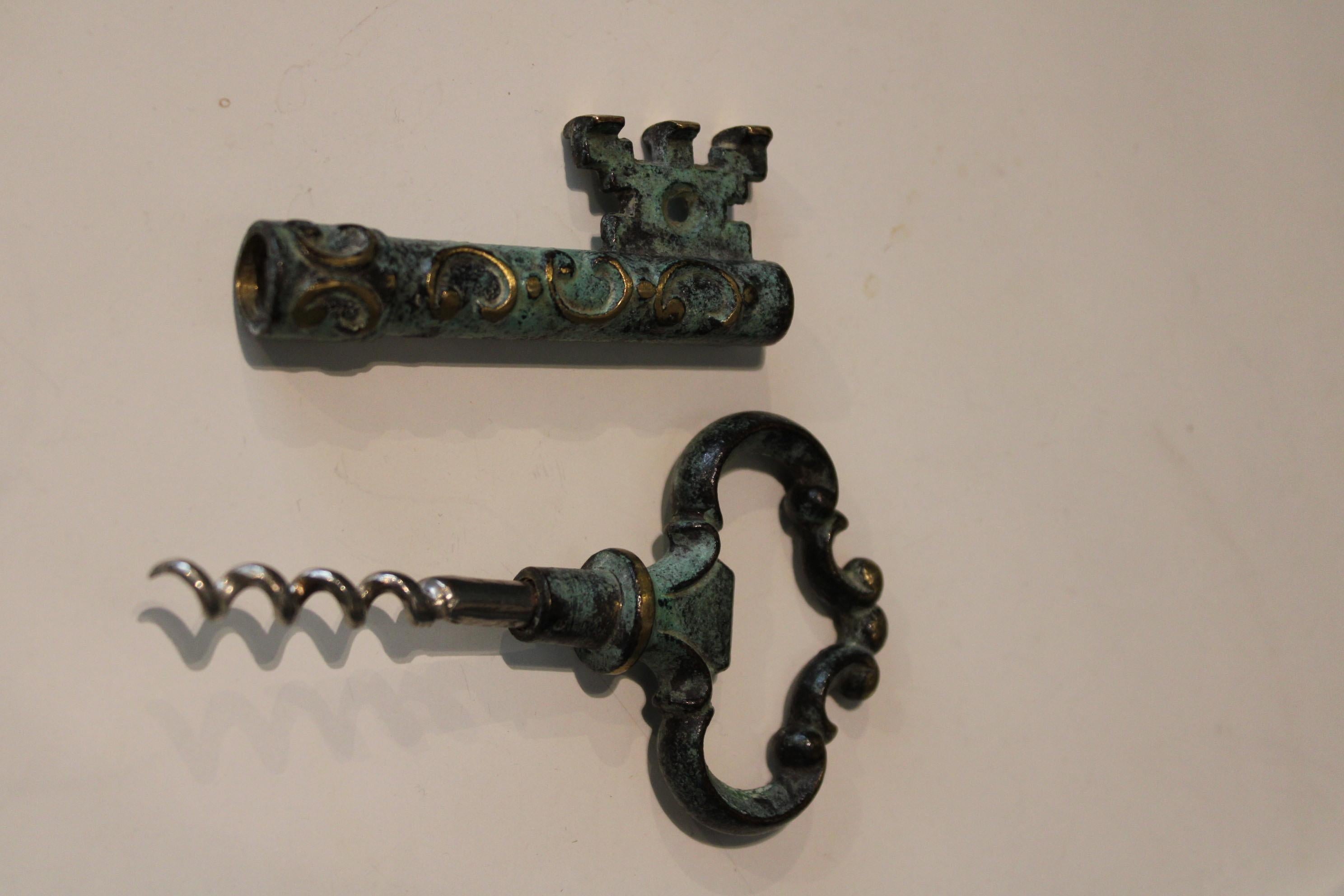 Korkenzieher und Flaschenöffner im Vintage-Stil, Schlüsselform im Angebot 5