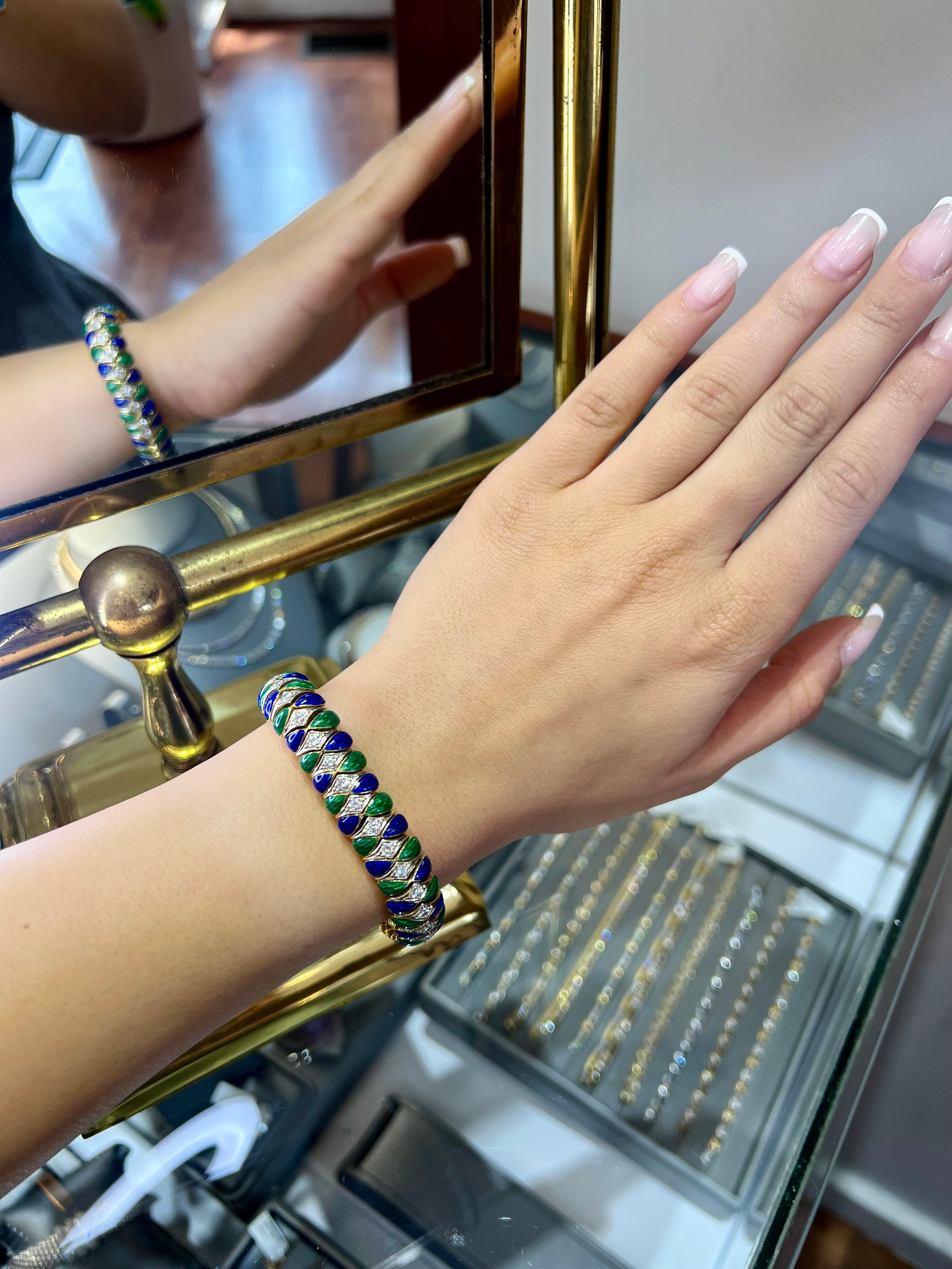 Bracciale d'epoca Corletto con smalto e diamanti in oro massiccio 18 carati in vendita 3