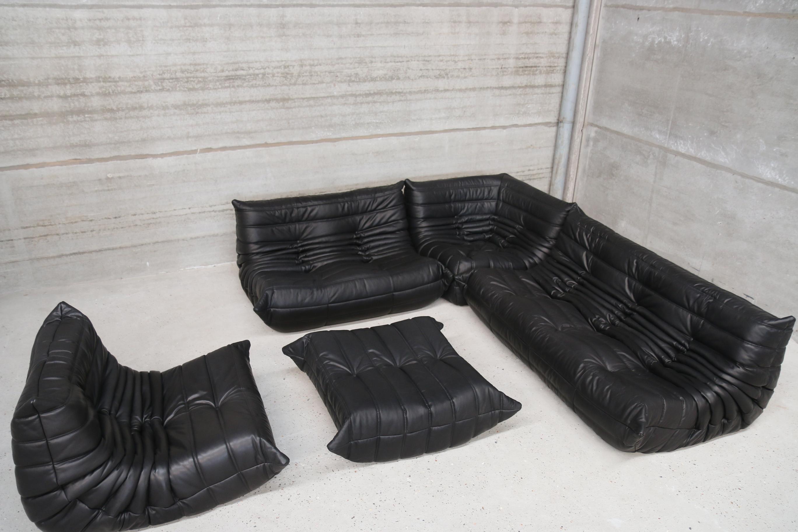 Mid-Century Modern CERTIFIED Ligne Roset TOGO Corner in Full Grain Black Leather, DIAMOND QUALITY For Sale