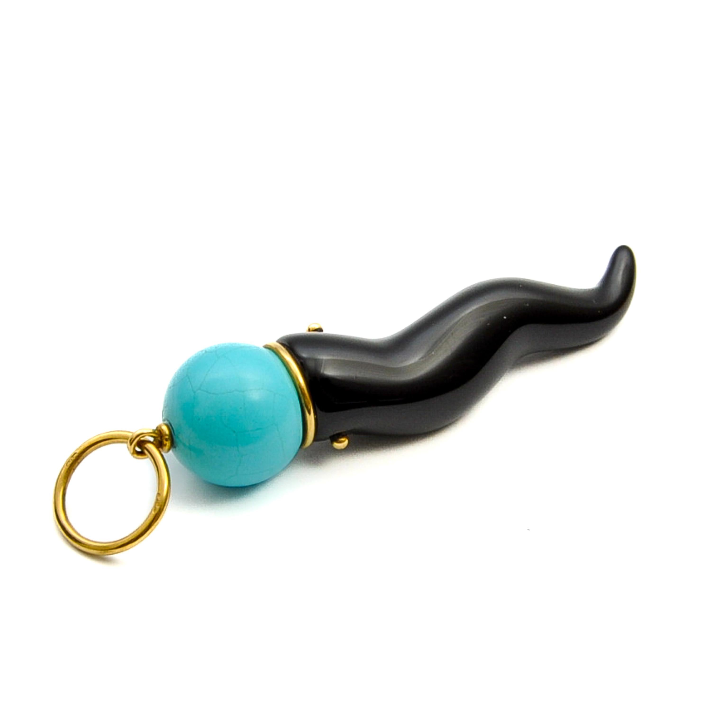 Vintage Onyx and Turquoise Italian Horn Pendant In Good Condition For Sale In Rotterdam, NL