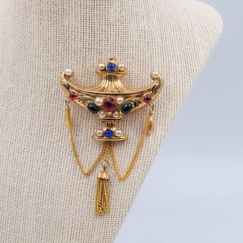 coro jewelry brooch