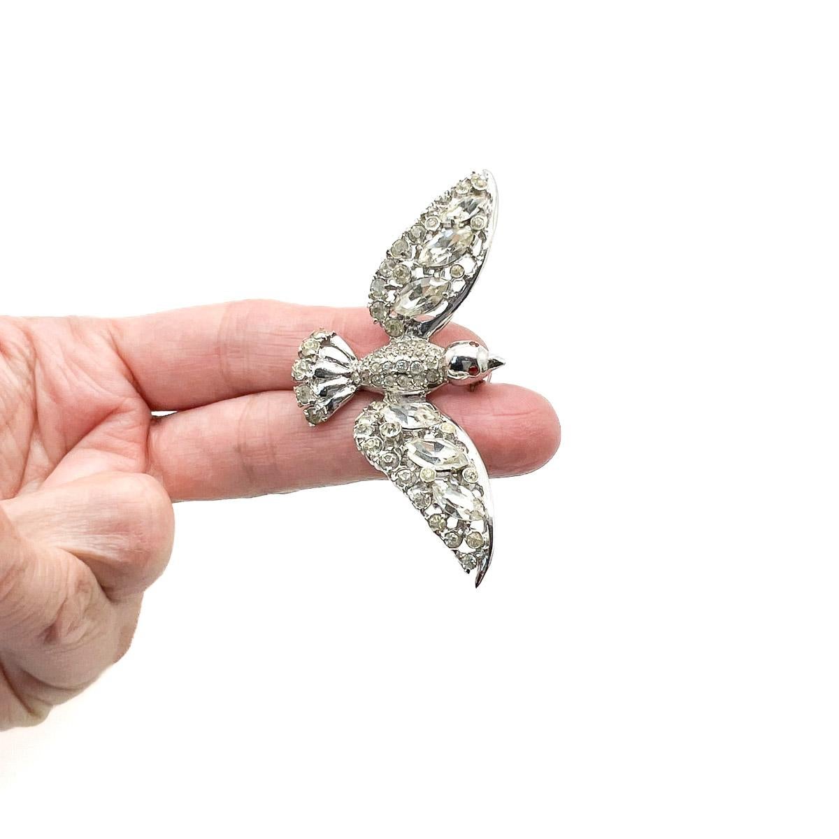 Women's or Men's Vintage Coro Sterling Bird In Flight Brooch 1940s For Sale