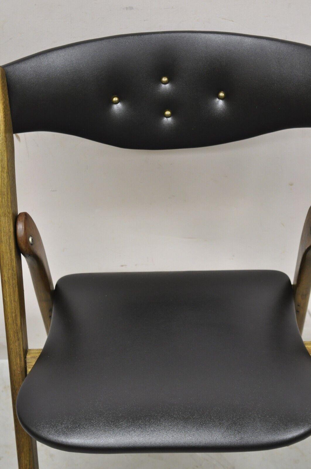 20th Century Vintage Coronet Wonderfold Black Vinyl Wooden Folding Game Chairs, Set of 4