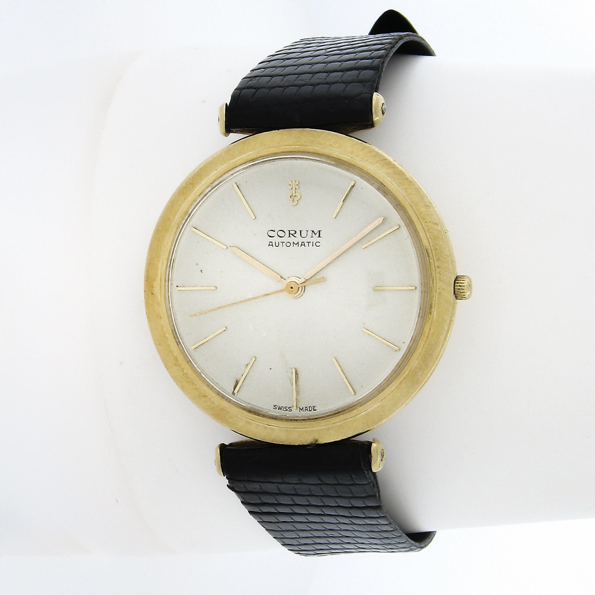 Orologiaio: Corum
Numero di riferimento: 36260
Movimento: Meccanico - A carica automatica - 23 Jewell - Swiss Made
Numero di serie del caso: 5286 10
Materiale della cassa: Oro giallo massiccio 18k
Dimensioni della cassa: 34 mm (esclusa la