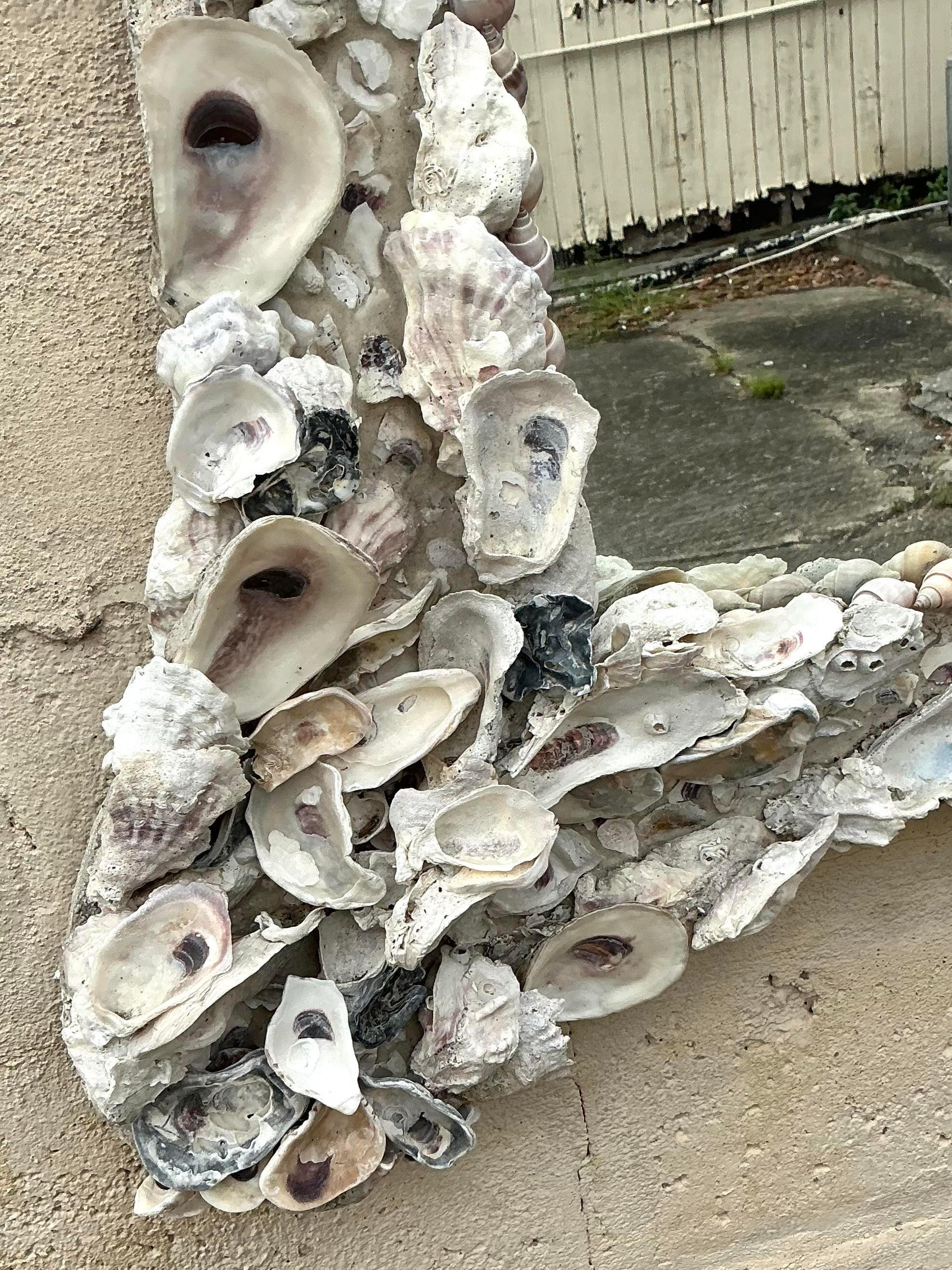Specchio Monumentale Costal d'epoca con conchiglia d'ostrica In condizioni buone in vendita a West Palm Beach, FL