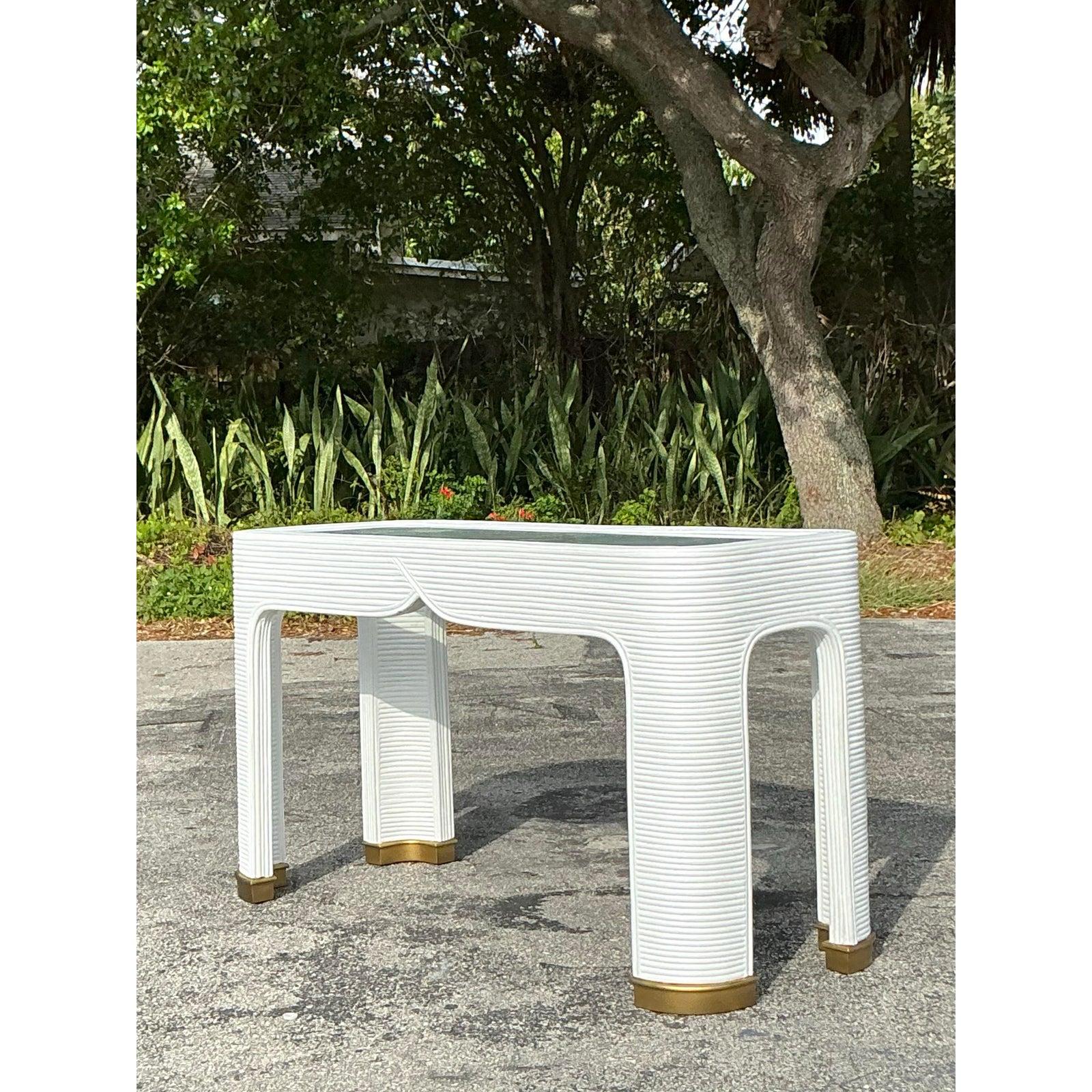 20ième siècle Table console vintage en roseau de Costal