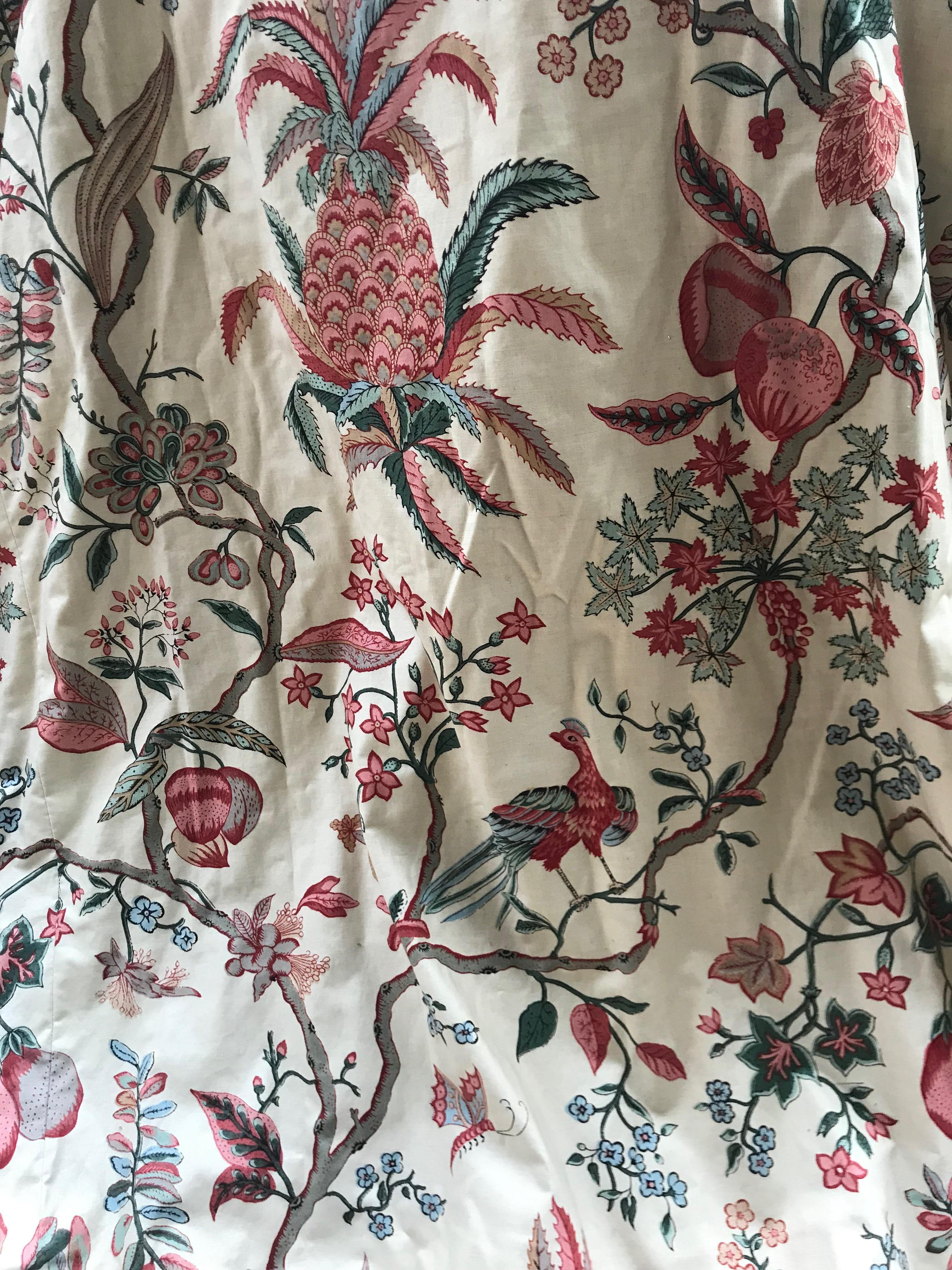 Louis XVI Tissu en coton vintage Toile De Jouy Indiennes dans le style d'Oberkampf en vente