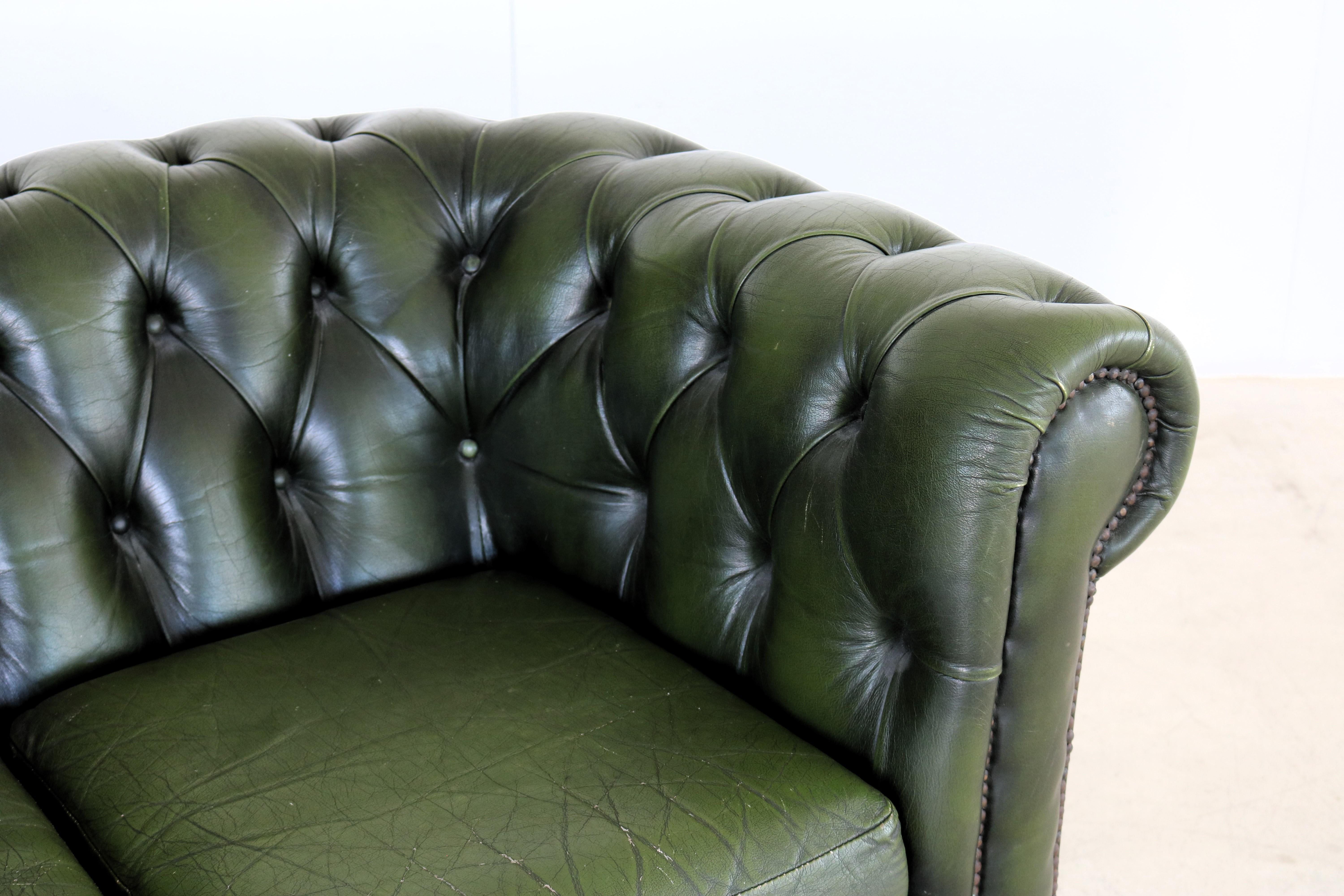 Mid-20th Century Vintage Couch Couch Chesterfield Green