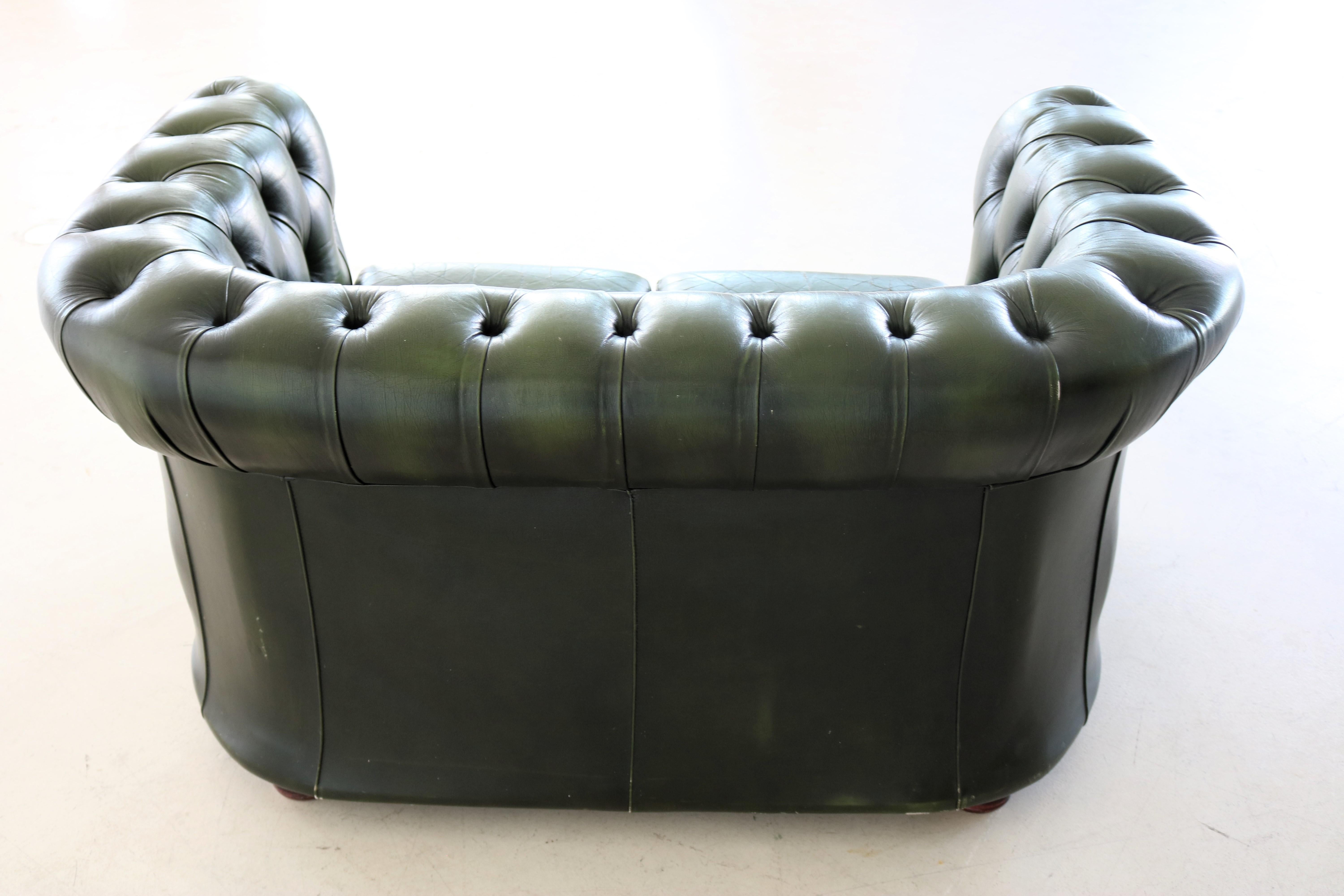 Vintage Couch Couch Chesterfield Green 1