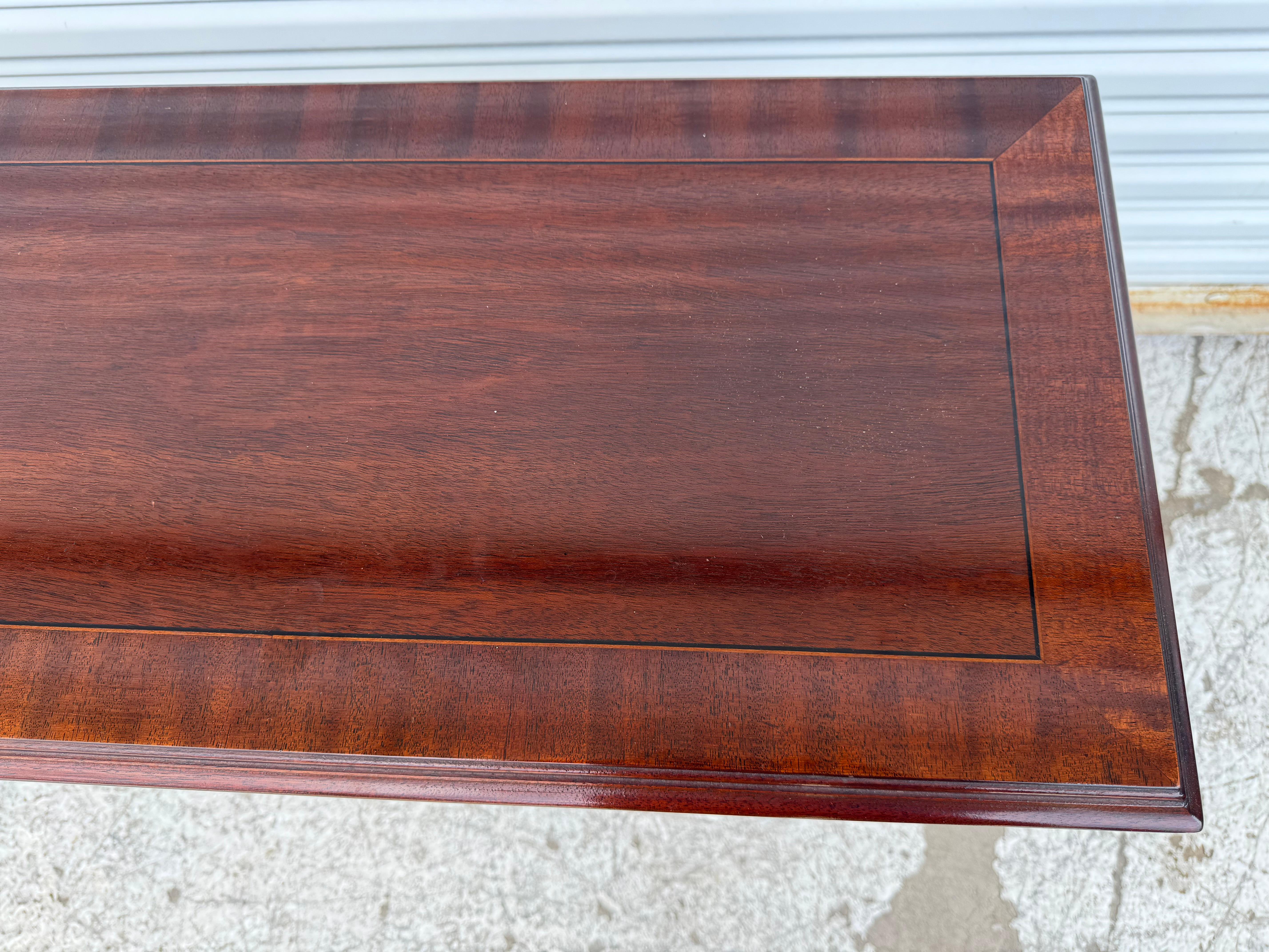 Consola china estilo Chippendale de caoba del Consejo Vintage en Bueno estado para la venta en Pasadena, TX