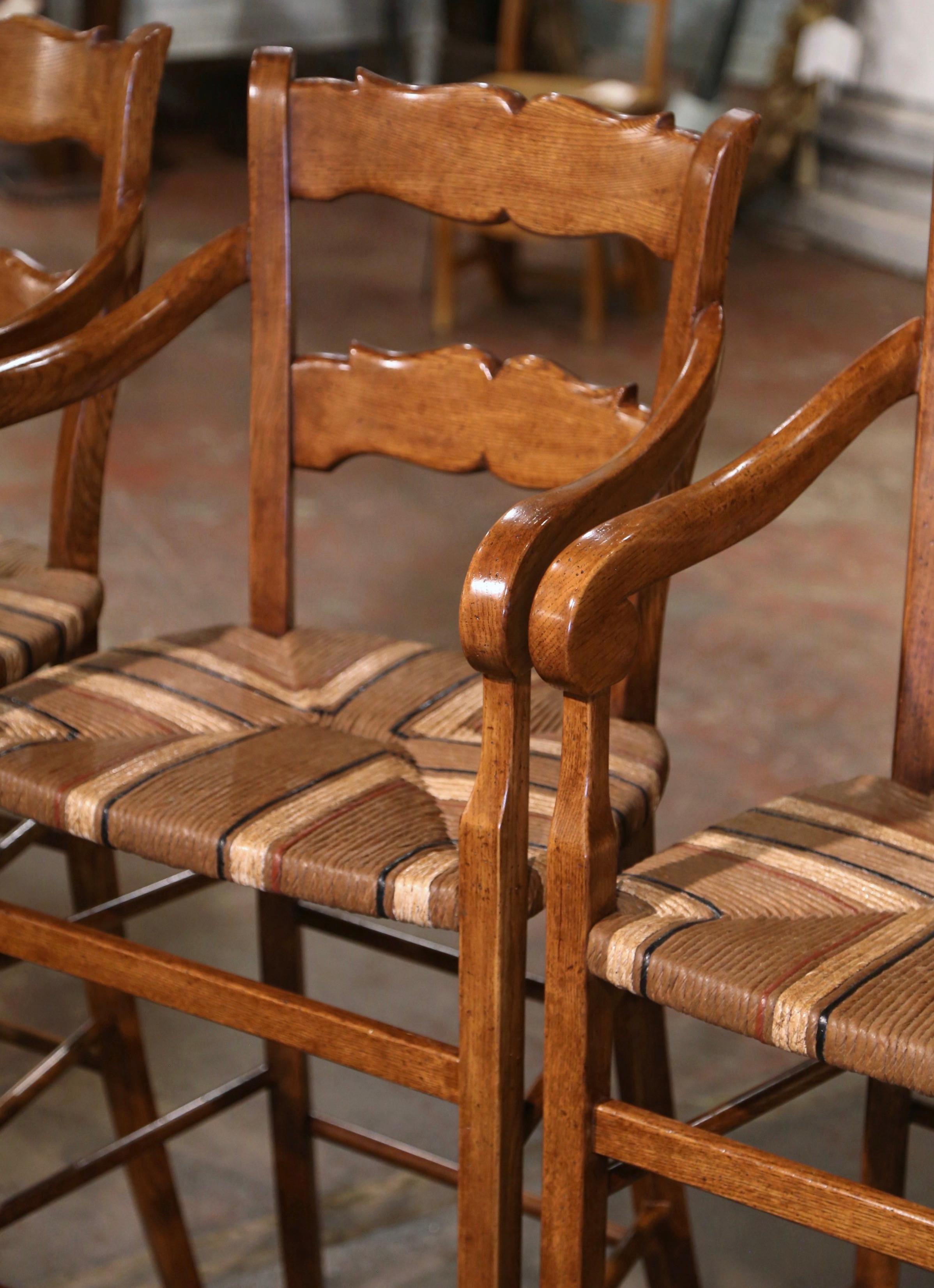  Vintage Country French Carved Oak Stools with Painted Rush Seat, Set of Four In Excellent Condition For Sale In Dallas, TX