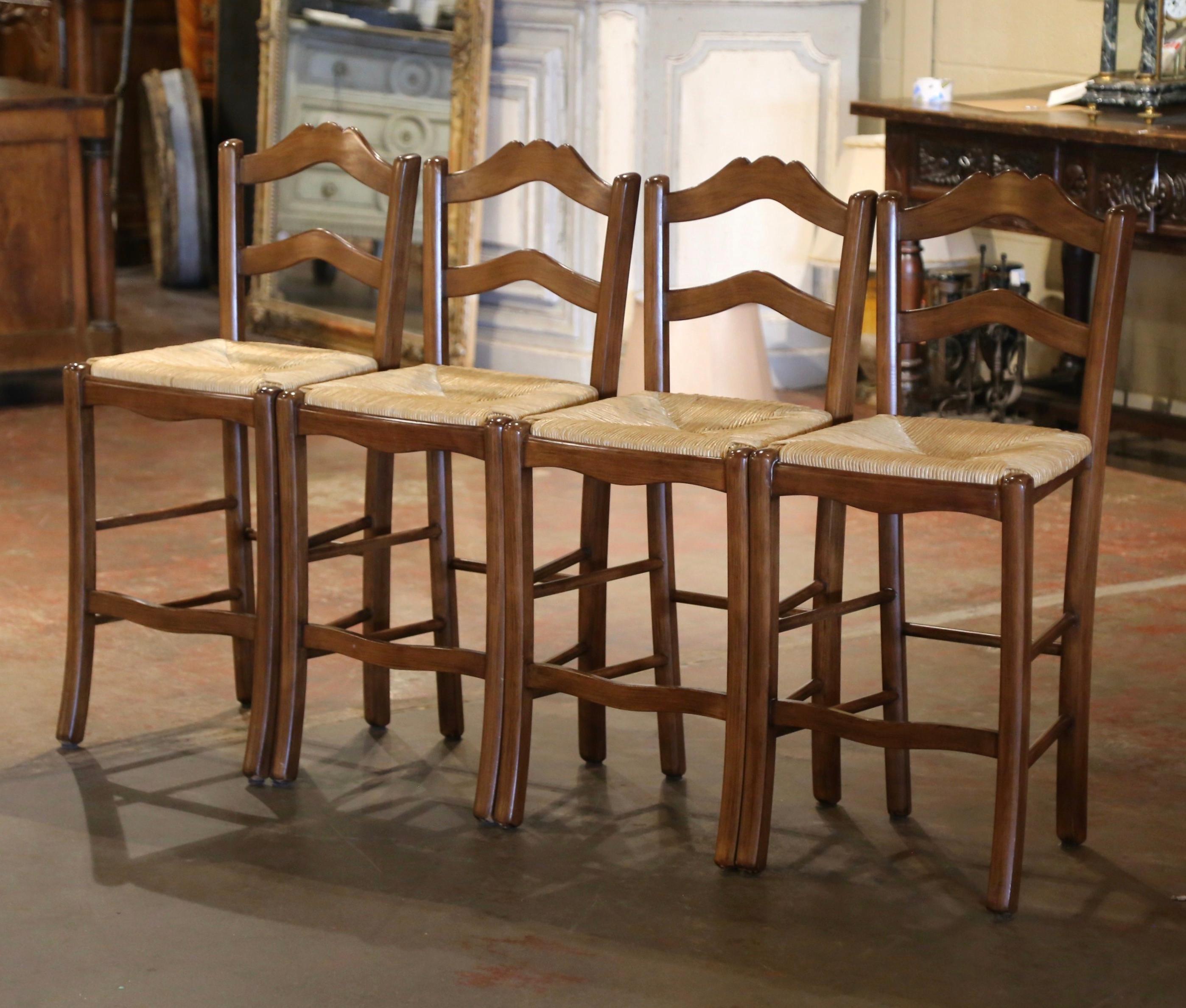 Vintage Country French Carved Walnut Ladder Back Counter Stools, Set of 4 In Excellent Condition In Dallas, TX