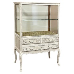 Retro Country French Louis XV Painted Vitrine
