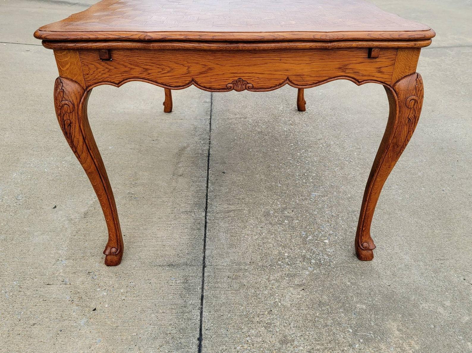 Vintage Country French Louis XV Style Extending Dining Table For Sale 2