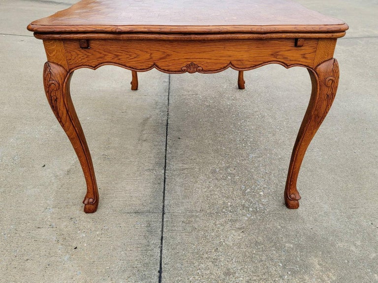 Vintage Country French Louis XV Style Extending Dining Table For Sale 2