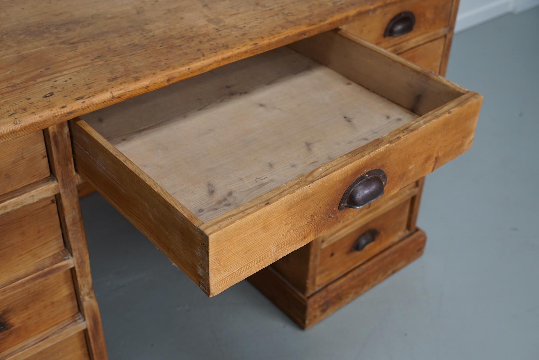 Vintage Country House German Light Pine Desk, Circa 1930s For Sale 1