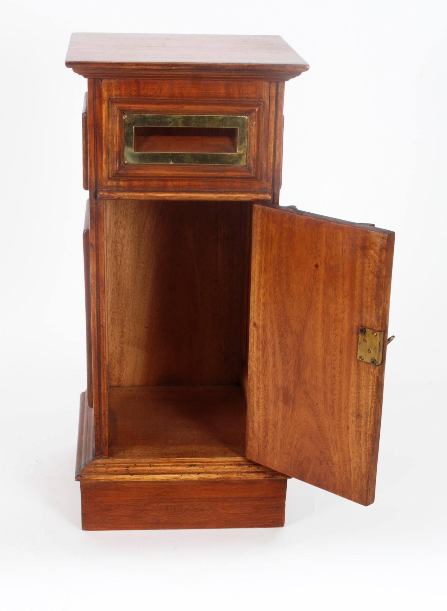 Vintage Country House Pillar Post Letter Box Cabinet 20th Century 3
