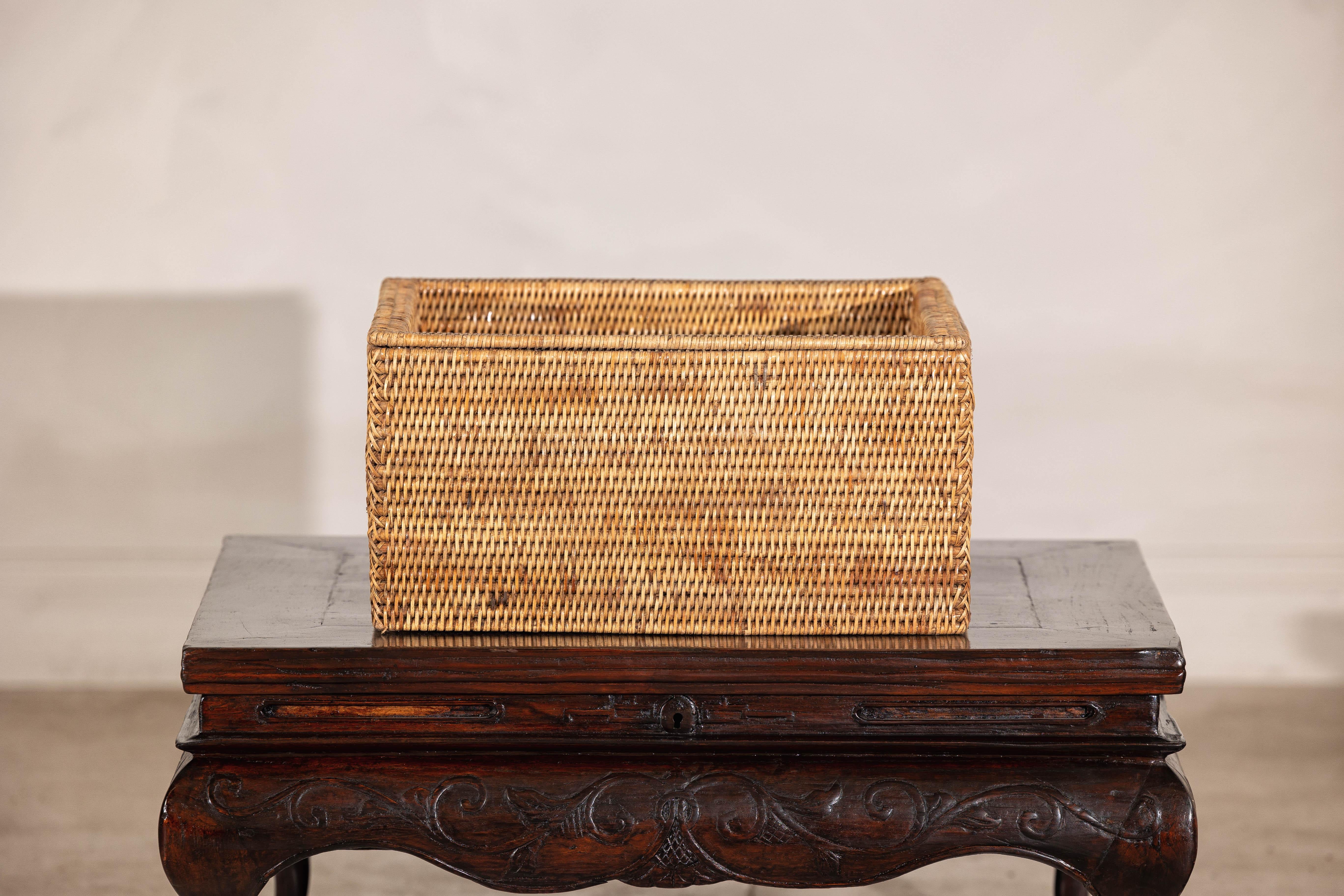 Vintage Country Style Rectangular Rattan Storage Box with Removable Tray Lid For Sale 1