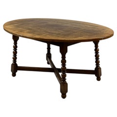 Vintage Country Style Wooden Oval Dining Table with Turned Spindle Legs