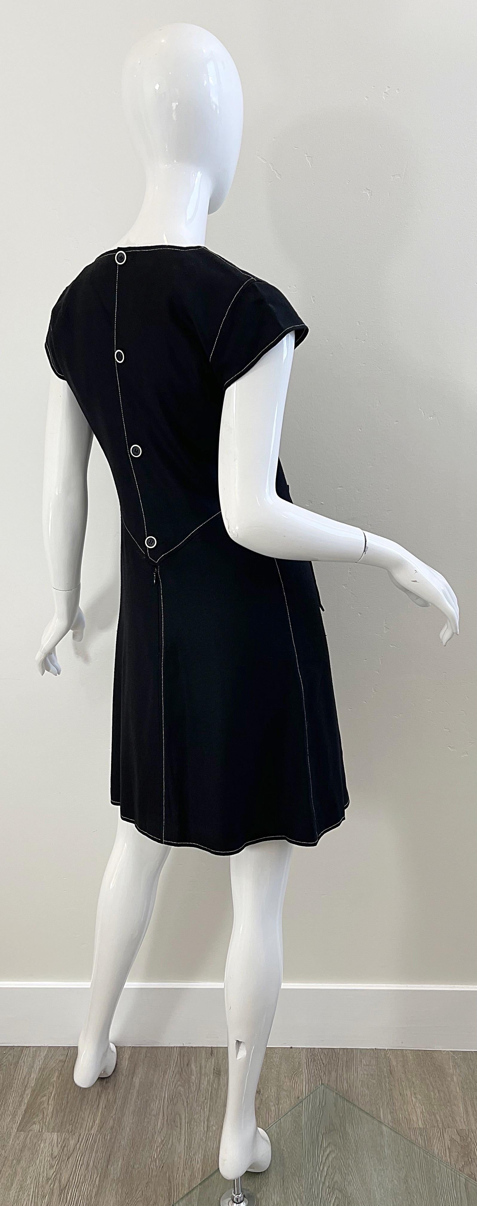 Vintage Courreges 1990s Does 1960s Black and White Size 38 / 6 90s Dress For Sale 4