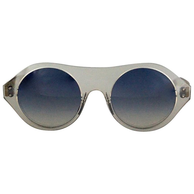Vintage COURREGES Clear Futuristic Space Age Sunglasses at 1stDibs |  courreges sunglasses vintage, space sunglasses, space glasses