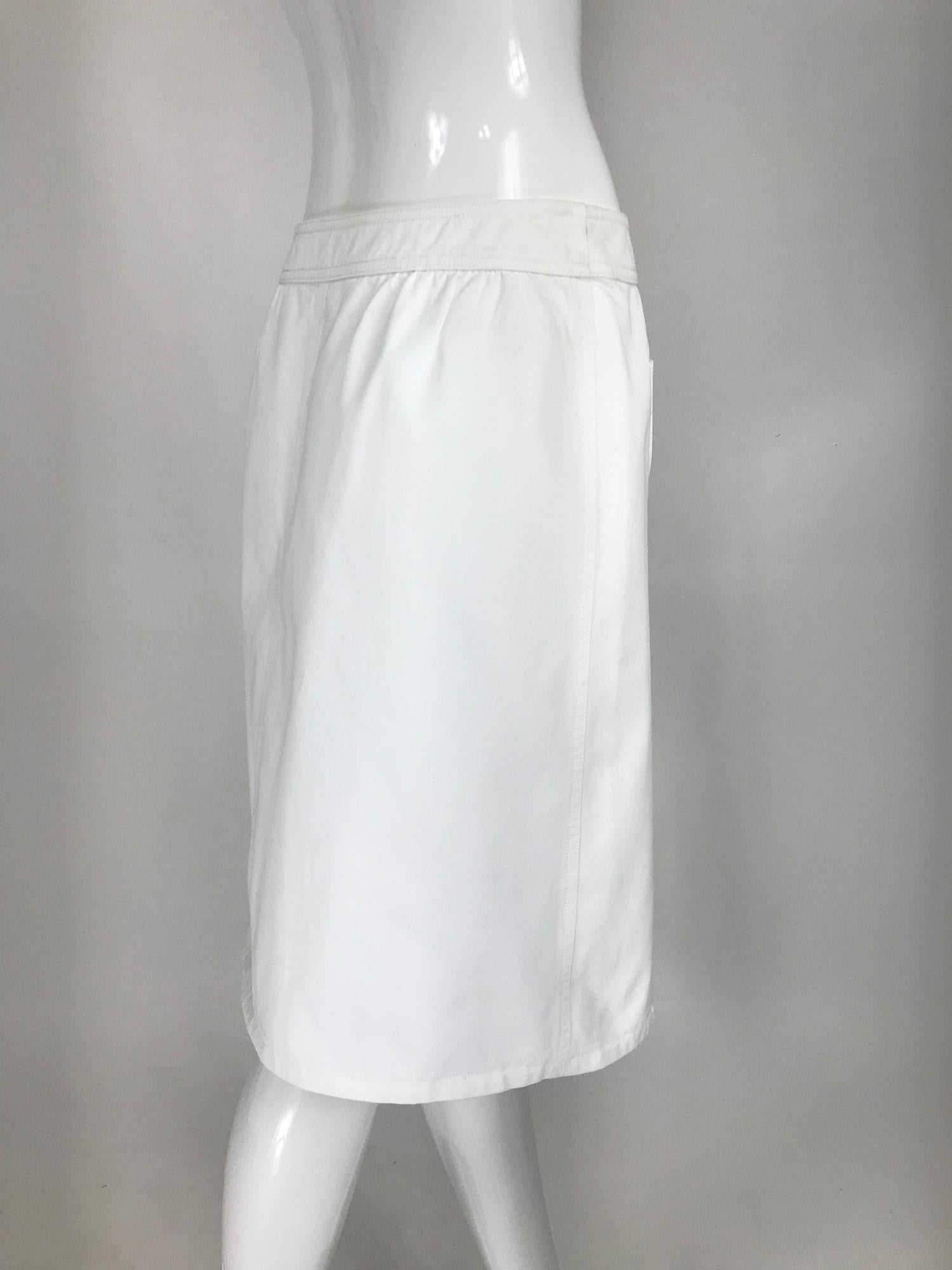 Vintage Courreges White Cotton Twill Pocket Front Skirt 40 In Good Condition In West Palm Beach, FL