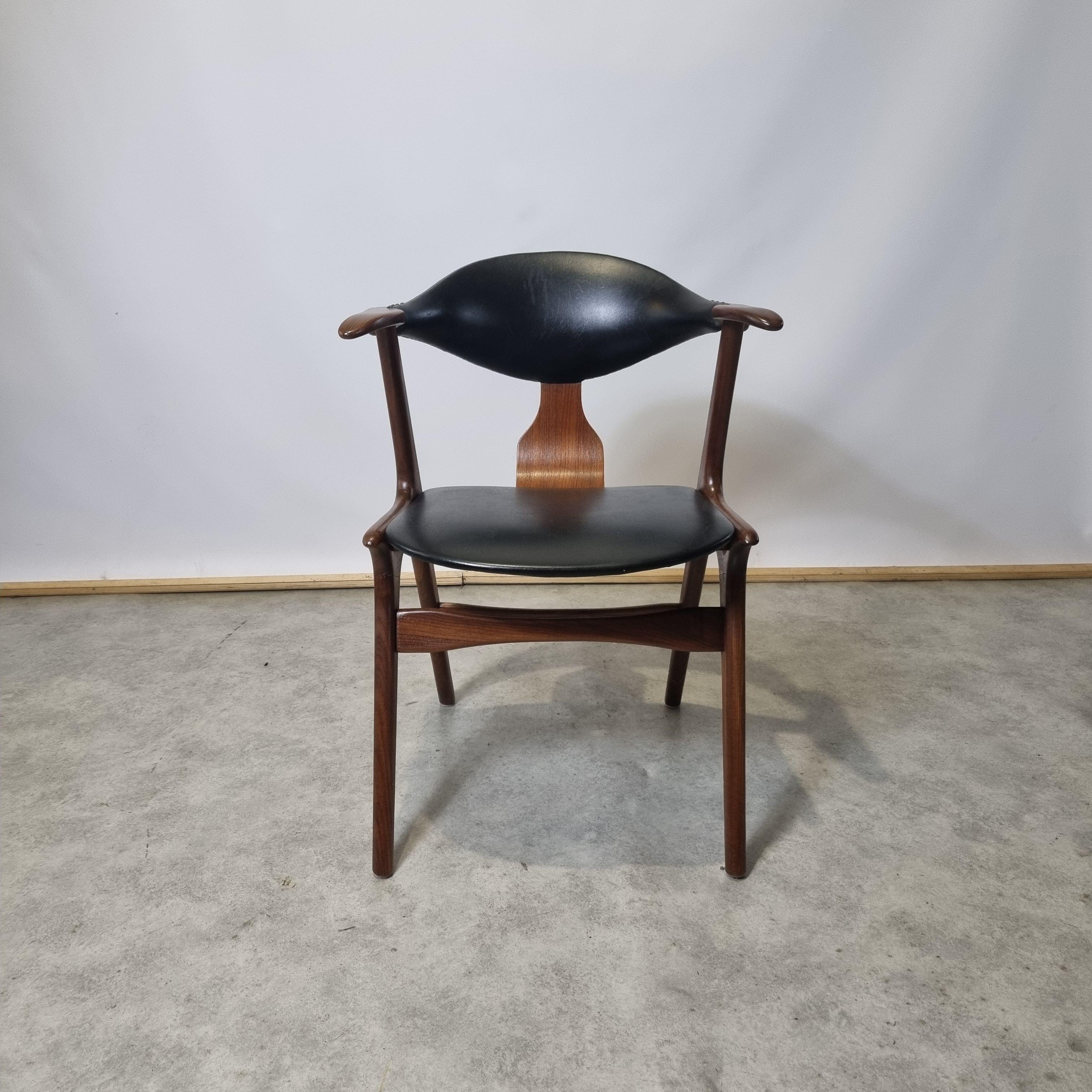 Vintage Cow Horn Chair by Louis Van Teeffelen for AWA, 1950s 4