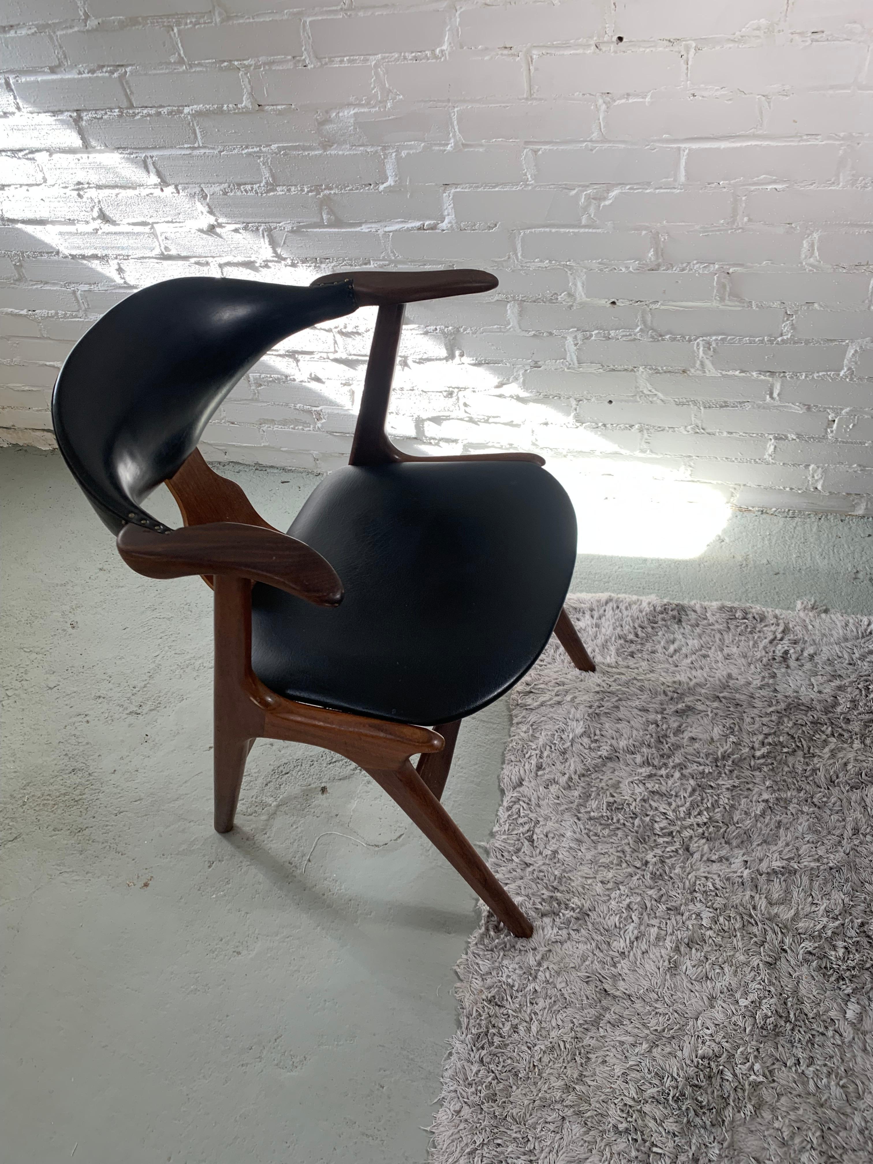 Mid-20th Century Vintage Cow Horn Chair by Louis Van Teeffelen For AWA, 1950s