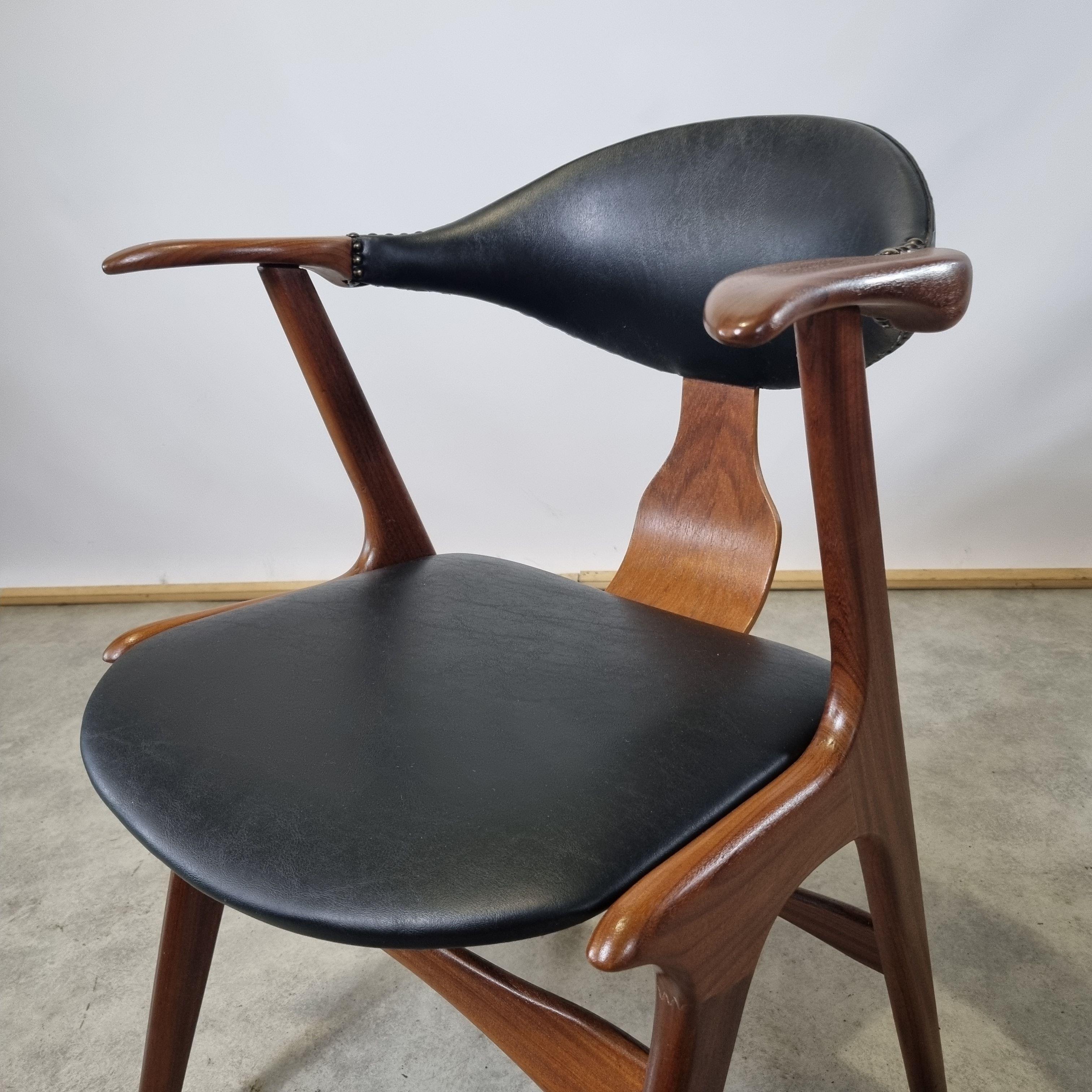 Vintage Cow Horn Chairs by Louis Van Teeffelen for AWA, 1950s, Set of 4 1