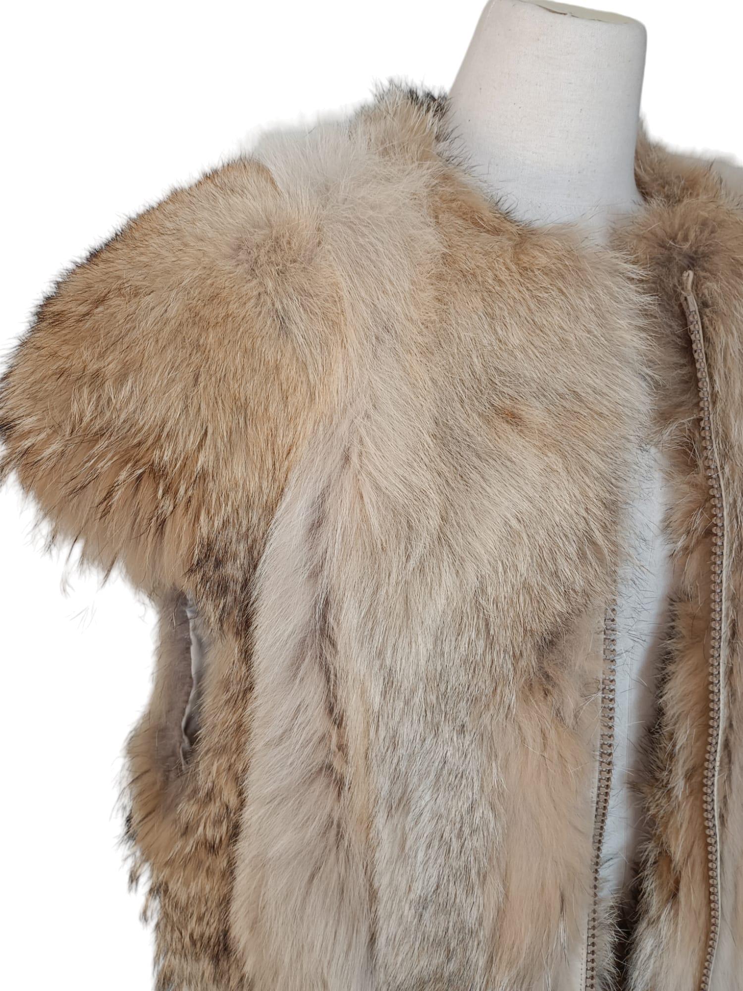 Gilet vintage in pelliccia di coyote M. in vendita 1
