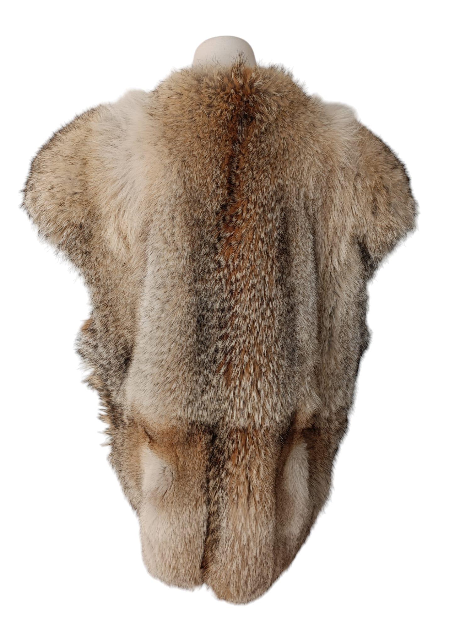 Gilet vintage in pelliccia di coyote M. in vendita 3