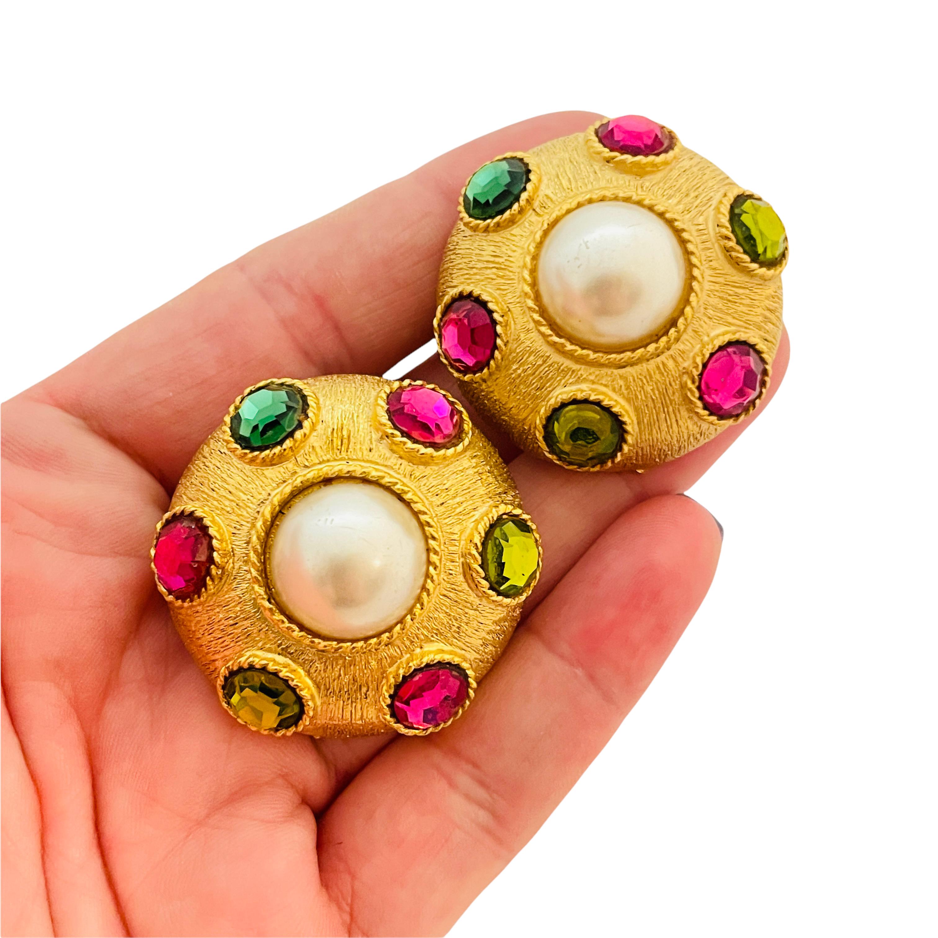 Vintage CRAFT huge gold pearl rhinestone designer runway clip on earrings In Good Condition For Sale In Palos Hills, IL