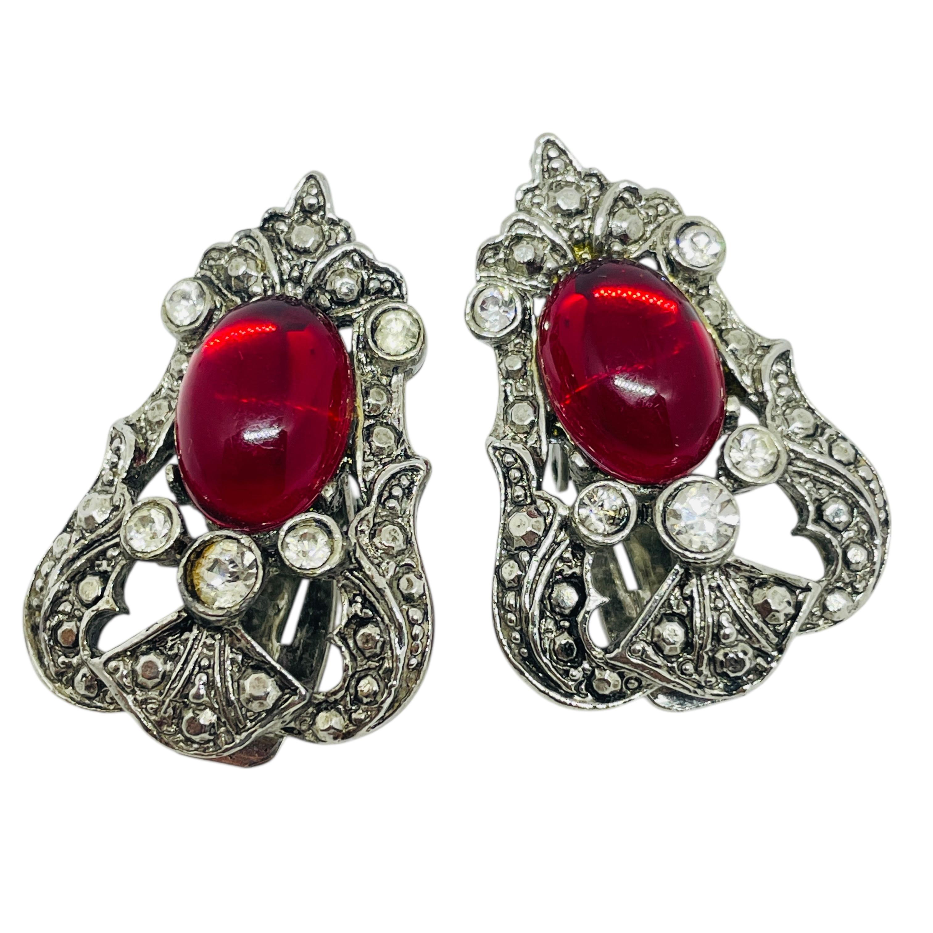 Vintage CRAFT signiert Silber Ton Rubin rot Glas Clip auf Ohrringe für Damen oder Herren im Angebot