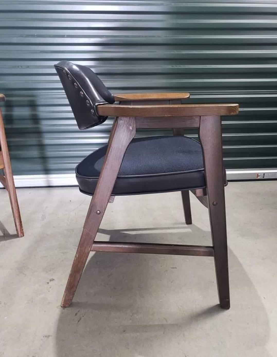 Vintage Craftmaster Industries Gunlocke Chairs- Set of 4 For Sale 2