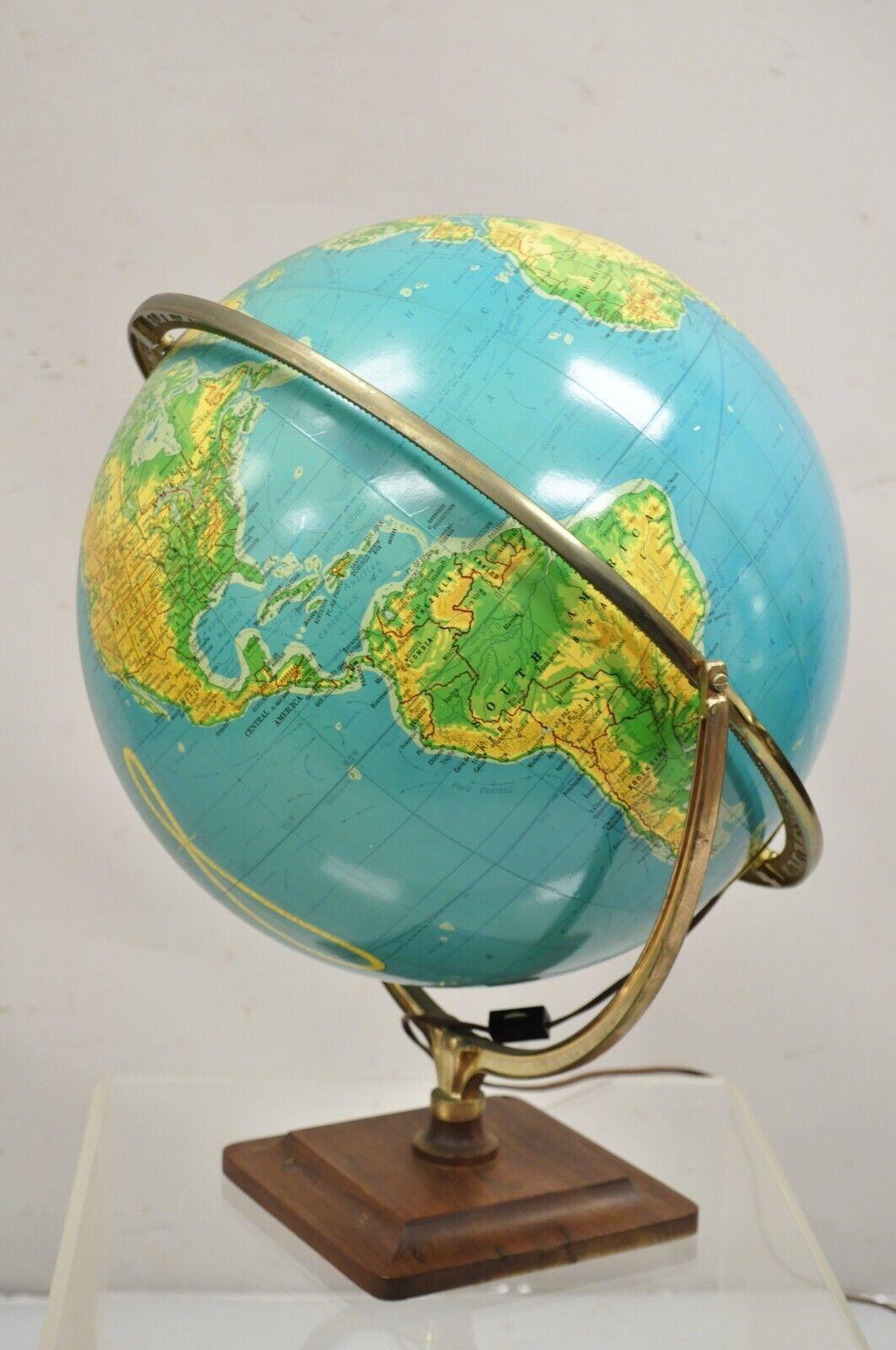 Globe terrestre physique et terrestre éclairé de 16 pouces de Cram's en vente 6