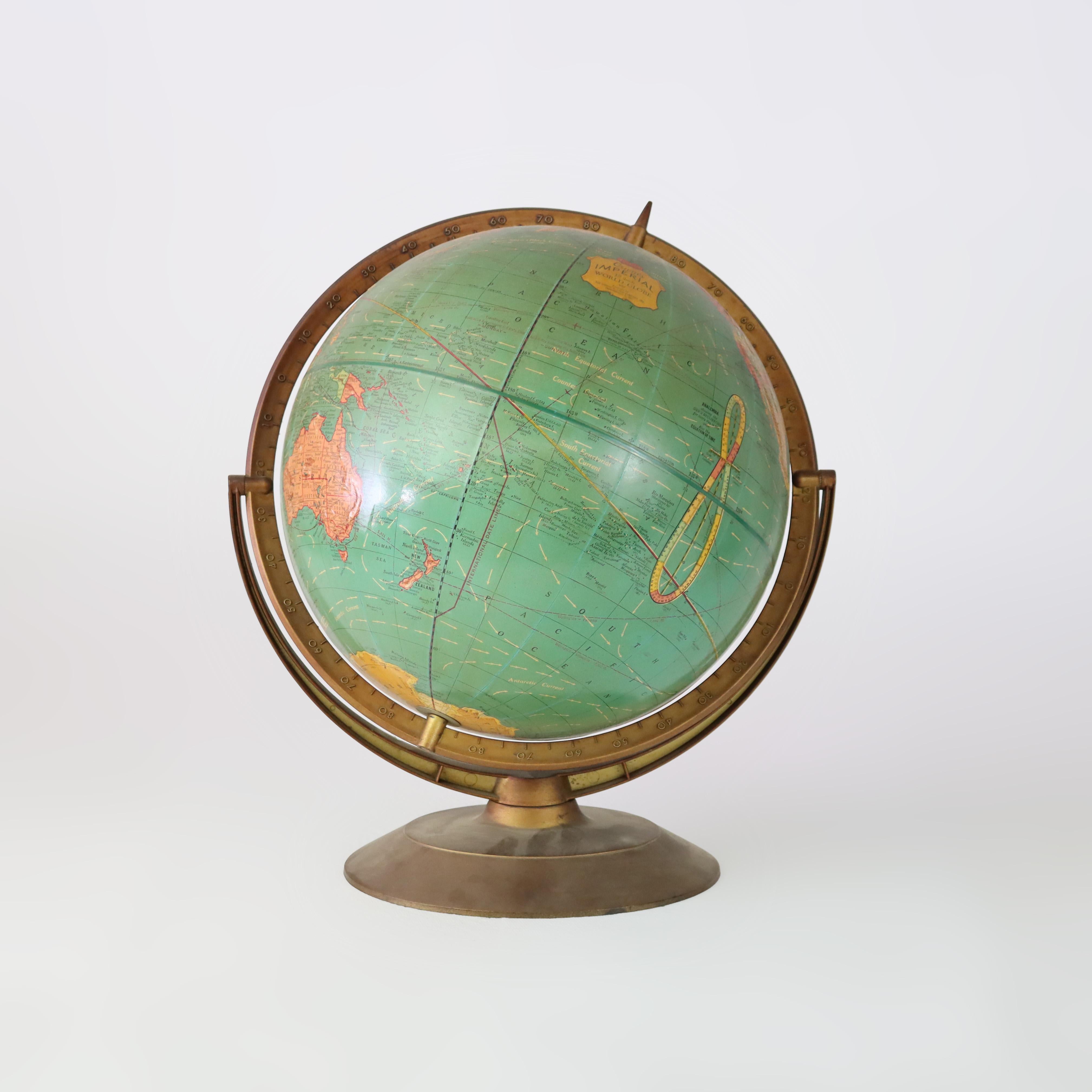 Cram's Imperial 12 Inch Teaching World Globe 20esimo secolo In condizioni buone in vendita a Big Flats, NY