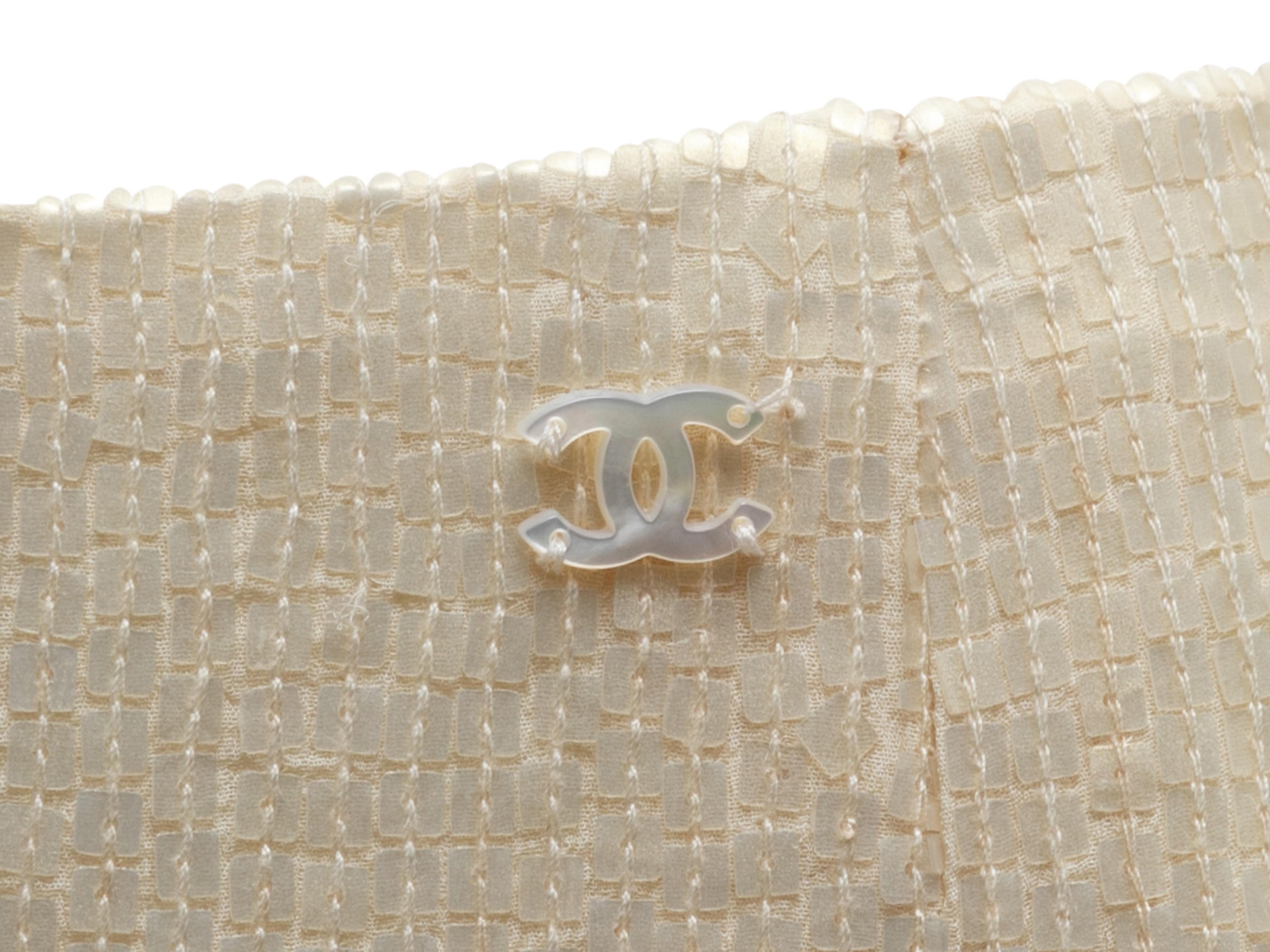 Vintage Cream Chanel Cruise 2003 Sequined Silk Skirt Size FR 46 In Good Condition For Sale In New York, NY